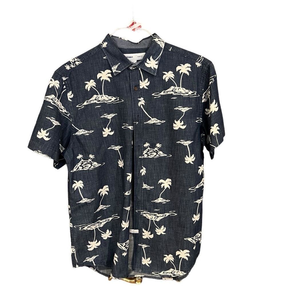 Old Navy navy blue short sleeved button front shirt slim medium